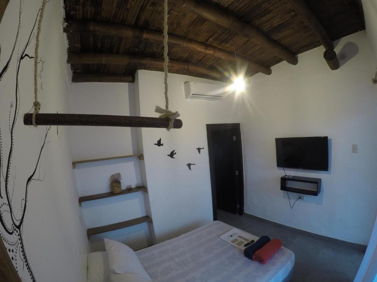 Kiwi Suites Hostel Montañita Buitenkant foto